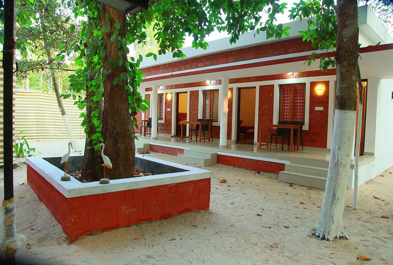 Agape Marari Apartment Mararikulam Luaran gambar